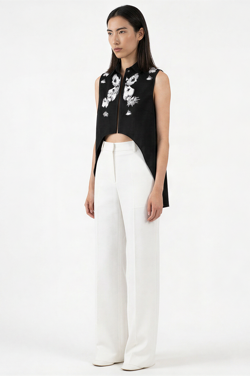 ARTEMISSE, black sleeveless screen printed shirt