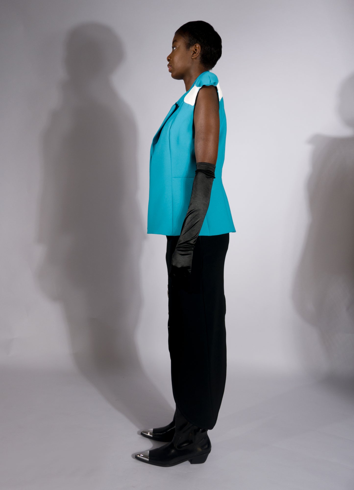 ANNA, jupe asymétrique avec rivets argentés