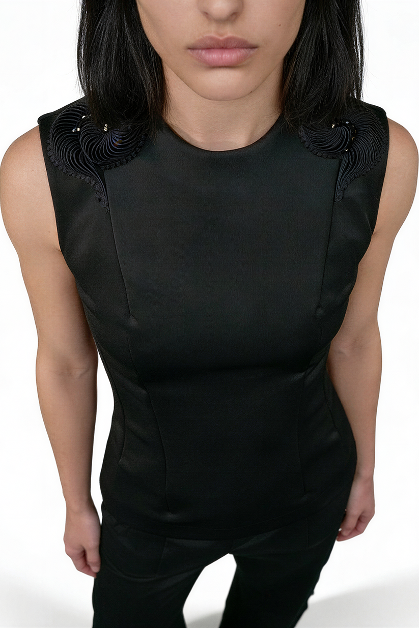 NAUTILUS sleeveless top